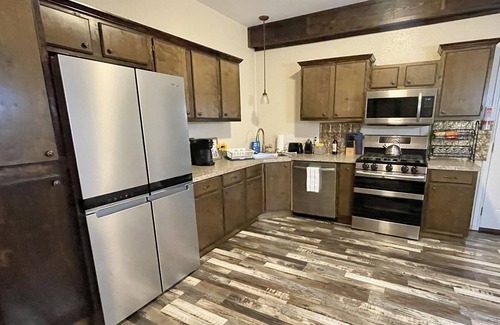 Edgewood Bed & Breakfast | Holder House Rentals