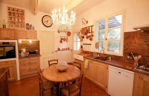 Saint-Martin-de-Castillon House | Holiday house in the Luberon in the countryside, private pool