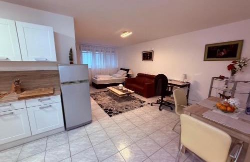 Moerfelden-Walldorf Apartment | Holiday Apartment in Mörfelden-Walldorf