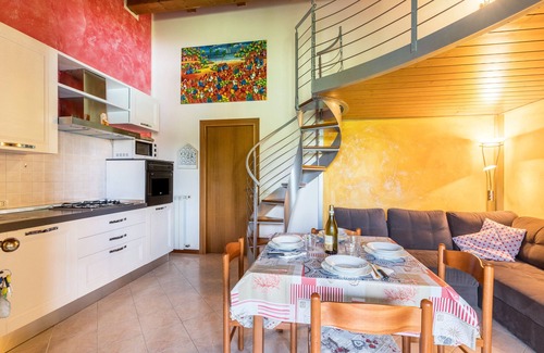 Ponti sul Mincio Apartment | Holiday Apartment Residence La Collina with swimming pool and Wi-Fi