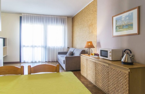 Riva del Garda Apartment | Holiday apartment with balcony and pool