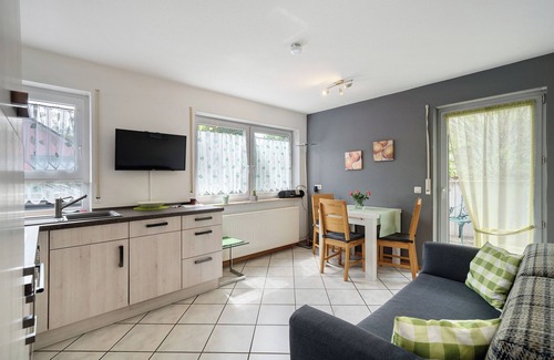 Endingen am Kaiserstuhl Apartment | Holiday Apartment '2' with Private Terrace and Wi-Fi