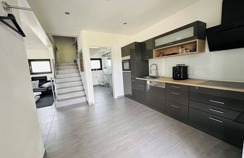 Drolshagen Apartment | Holiday Apartment "Alte Scheune Drolshagen" with Private Terrace, Shared Garden & Wi-Fi