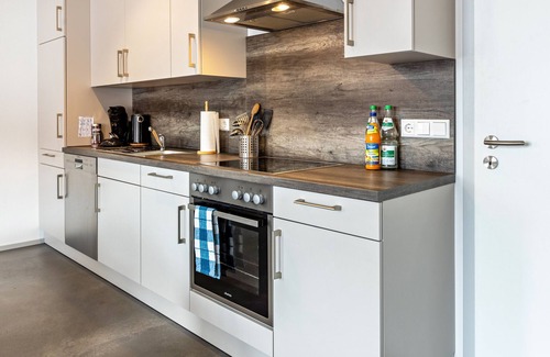 Gemarkung Tieringen Apartment | Holiday Apartment "Apfelkiste" with Balcony & Wi-Fi