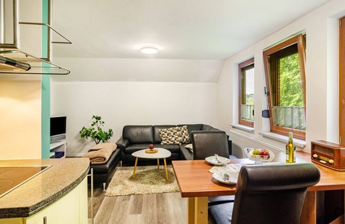 Idafehn Apartment | Holiday Apartment "Buppeape Saterland" with Wi-Fi and Terrace