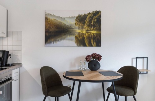 Petersberg Apartment | Holiday Apartment 'Central Quiet Ideal Perfect' with Wi-Fi