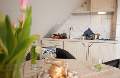 Dagebuell Apartment | Holiday apartments with garden and terrace in an idyllic harbor town