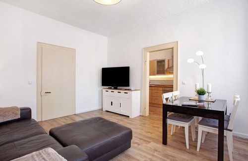 Warendorf Old Town Apartment | Holiday Apartment 'Ferienwohnung Am Marktplatz' with Wi-Fi