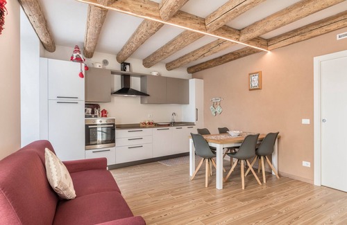 Levico Terme Apartment | Holiday Apartment 'L'Antica Corte Apt Mara' with Mountain View & Wi-Fi