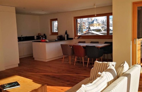 Klosters-Serneus Apartment | Holiday apartment Klosters for 1 - 7 persons with 3 bedrooms - Holiday apartment