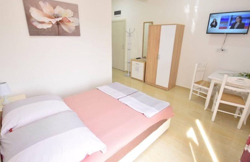 Meljine Apartment | Holiday apartment Meljine for 1 - 2 persons - Holiday apartment in one or multi-family house