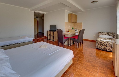 Meljine Apartment | Holiday apartment Meljine for 1 - 4 persons - Holiday apartment in one or multi-family house