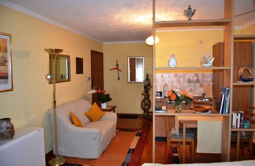 Trittenheim Apartment | Holiday Apartment "Pharmacy" with Weinbergblick