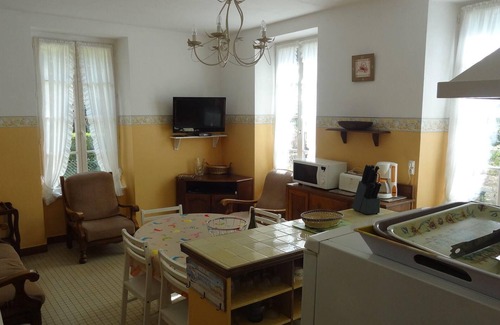 Quimperle Apartment | Holiday apartment Quimperlé for 2 - 7 persons with 3 bedrooms - Row house