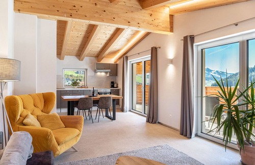 Oberau Apartment | Holiday Apartment 'Tirolee Marchegg - Adlerhorst' with Mountain View, Shared Terrace and Wi-Fi
