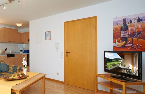 Biederbach Apartment | Holiday Apartment 'Waldblick' with Balcony and Wi-Fi