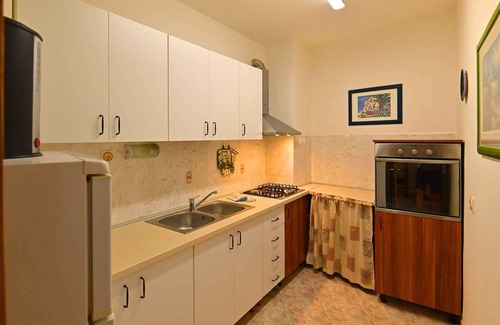 Plomin Apartment | Holiday apartment with harbour view