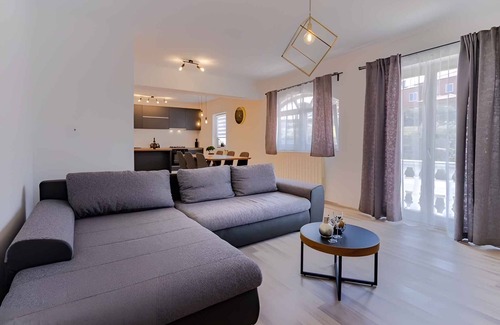Palit Apartment | Holiday apartment with terrace and air conditioning