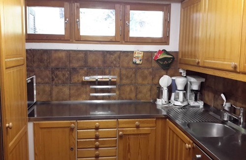 Albula-Alvra Ski Chalet | Holiday home between Davos + Lenzerheide, 8 people, hiking, cycling, swimming