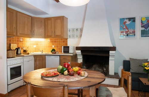 Cogolin Cottage | Holiday cottages in the Gulf of StTropez