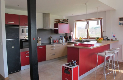 Villaverde de Pontones House | Holiday Home near Santander Beach