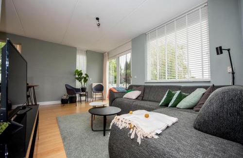 Terherne House | Holiday escape with a Private Jetty, cleaning included