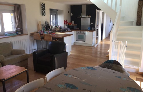 Les Moitiers-d'Allonne House | Holiday house for 8 persons, close to the beach.