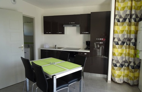 Saint-Martin-d'Ardeche House | Holiday cottage "Aiguéze" in a residence with swimming pool
