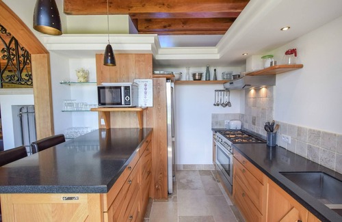 Saint-Medard-d'Excideuil Villa | Holiday Home in France with Private Pool