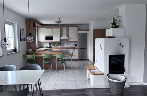 Weissenburg in Bayern House | Holiday Home 'Schnürleinsmühle' with Private Pool, Private Terrace and Wi-Fi