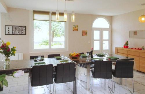 Saint-Martin de Brehal House | Holiday Home in Bréhal near Sandy Beach, cleaning included
