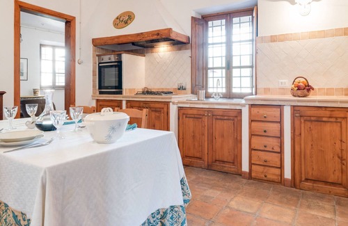 Argigliano House | Holiday Home in Casola with Private Pool
