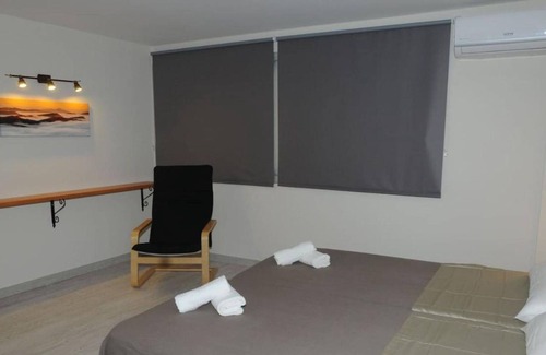Isona House | Holiday Home 'Singratalla Del Pallars Jussà' with Wi-Fi and Air Conditioning