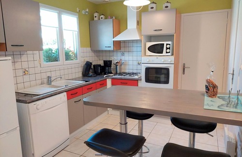 Poulgoazec House | Holiday Home in Plouhinec by Audierne Bay