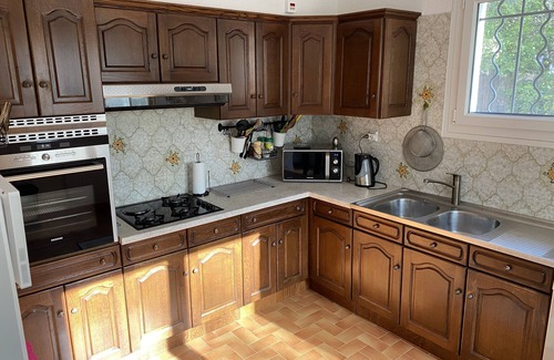 Mejannes-le-Clap House | Holiday home - 1-6 person(s) - quiet location - large fenced property