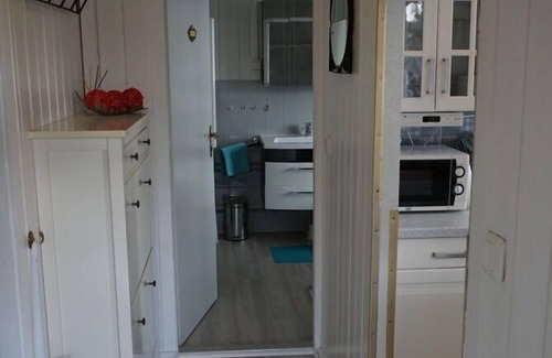 Mahlsdorf House | Holiday Home 'am Rosenhag' with Private Terrace, Private Garden and Wi-Fi