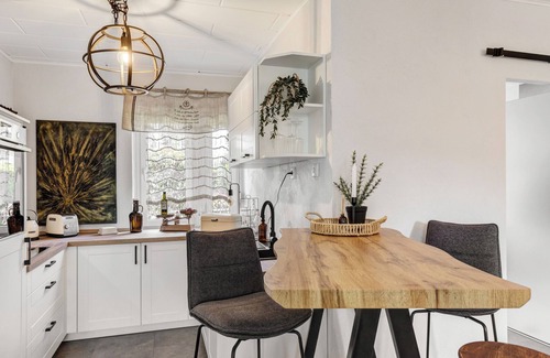Mullrose House | Holiday Home 'Am See' with Private Terrace, Private Garden and Wi-Fi