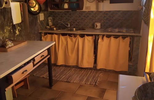 Pantelleria House | Holiday Home 'Antico Dammuso' with Private Terrace and Private Garden