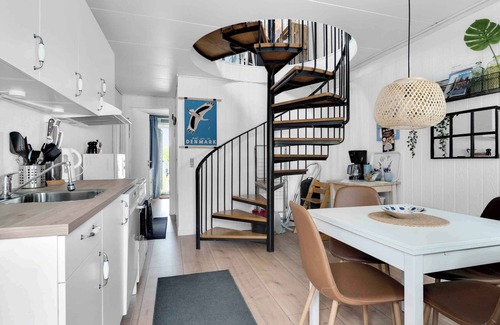 Dannemare Apartment | Holiday home apartment with seaview