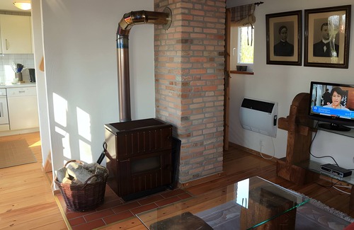 Karolinenkoog House | Holiday Home 'Backhaus' with Private Terrace and Private Garden