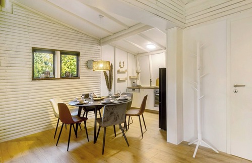 Ulrichstein House | Holiday Home 'Berghütte' with Private Terrace, Private Garden and Wi-Fi