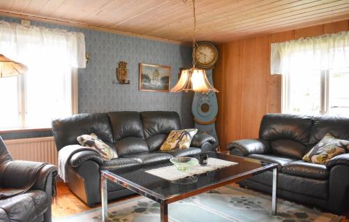 Bjurabygget House | Holiday Home Bjurabysset C-O Pettersso Holmsjö