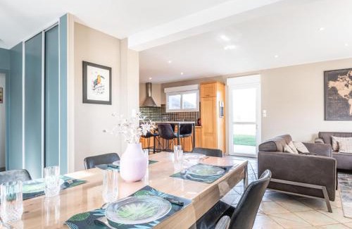 Bretteville-sur-Ay House | Holiday Home Blue House by Interhome