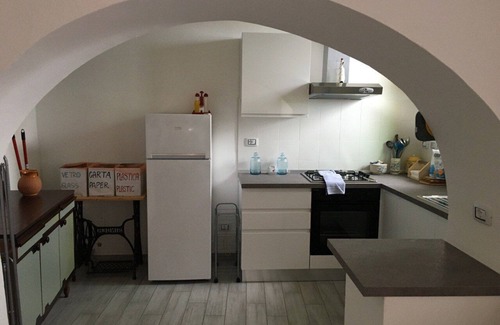 Diano Arentino House | holiday home by donatella