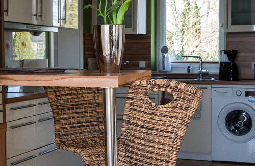 Debstedt House | Holiday home by the lake