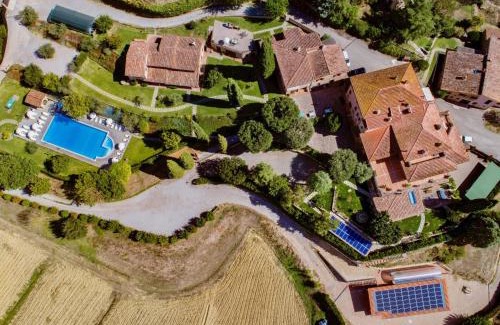 Popoltaio-Schiacciato House | Holiday Home Casa Graziani-7 by Interhome