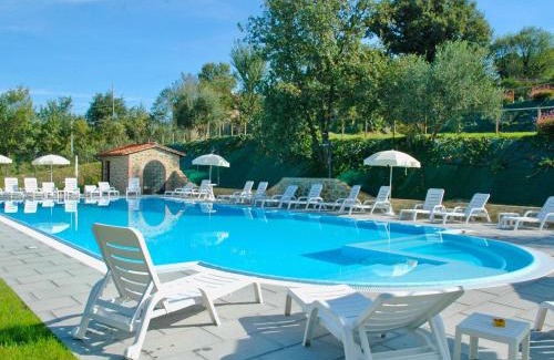 Popoltaio-Schiacciato House | Holiday Home Casa Graziani-7 by Interhome