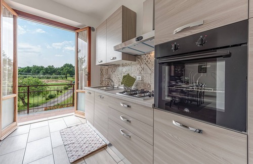 San Miniato House | Holiday Home 'Casa Vacanza Tra Le Colline Pisane' with Shared Garden, Wi-Fi and Air Conditioning