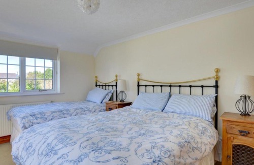 Dulas House | Holiday Home Conty