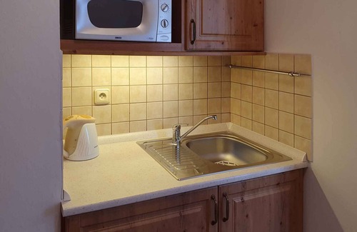 Police nad Metuji House | Holiday home in family pension near Adrspach